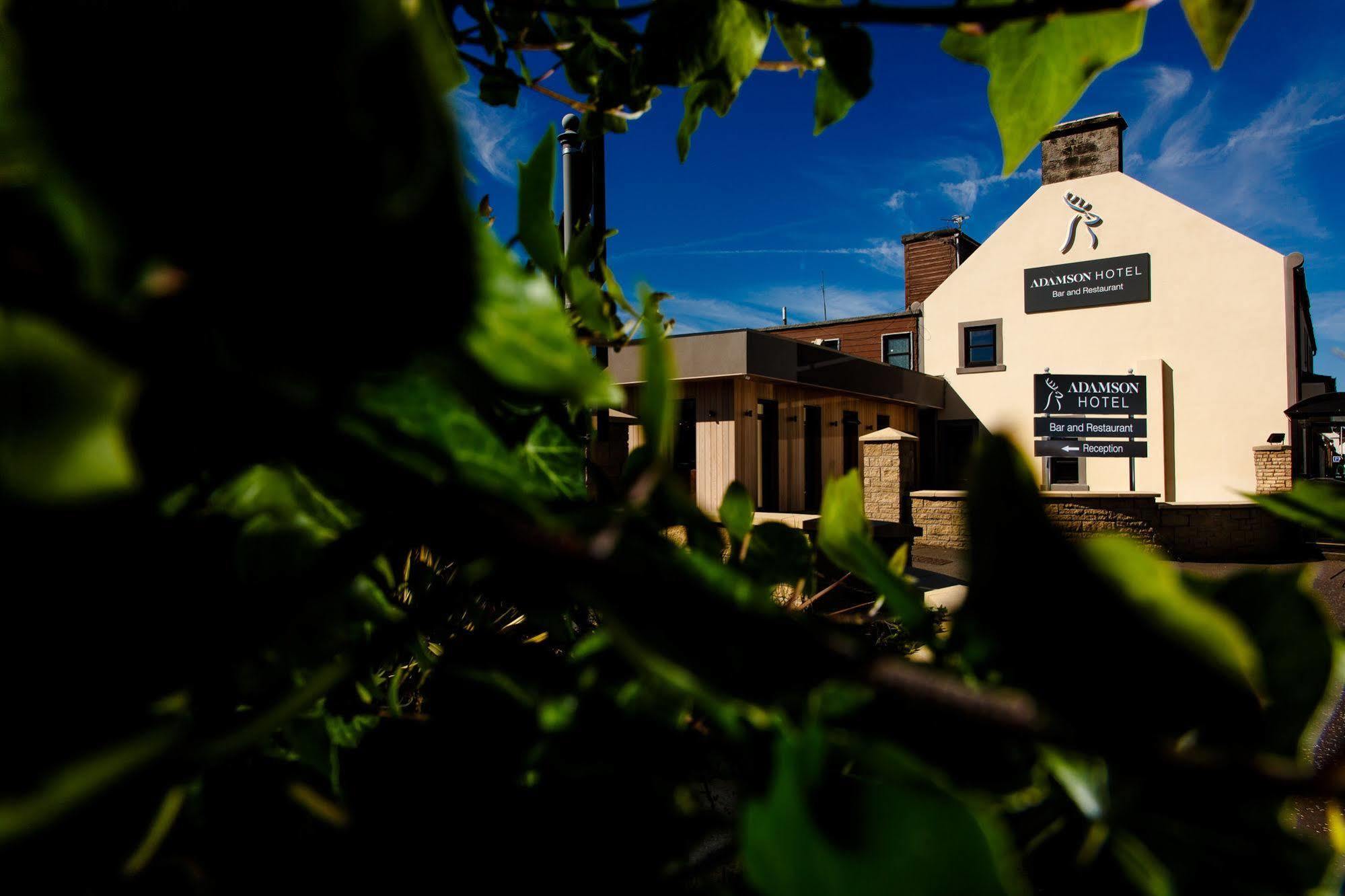 Adamson Hotel Dunfermline Exterior foto